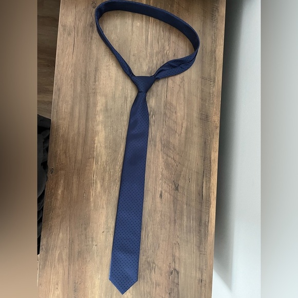 Perry Ellis Blue Tie Elegant Silk Accessory - Picture 2 of 3
